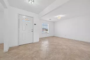 11002 Bradford Way Dr, Houston, TX 77075 - Photo 8