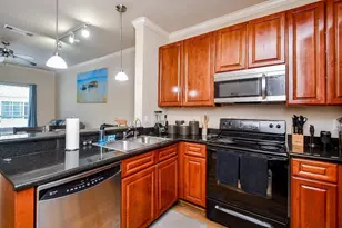 9200 Westheimer Rd, Houston, TX 77063 - Photo 10