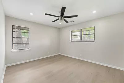 8931 Blankenship Drive, Houston, TX 77080 - Photo 12
