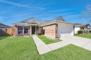 3223 Red Cedar Dr, Baytown, TX 77521 - Photo 2