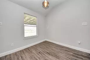 3223 Red Cedar Dr, Baytown, TX 77521 - Photo 16