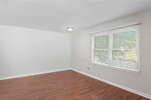 1513 W 22nd St, Houston, TX 77008 - Photo 8