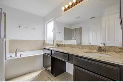 11218 Royal Sands Court, Houston, TX 77088 - Photo 36