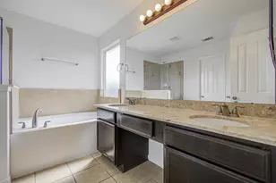 11218 Royal Sands Ct, Houston, TX 77088 - Photo 36