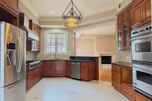 5511 Val Verde St, Houston, TX 77056 - Photo 16