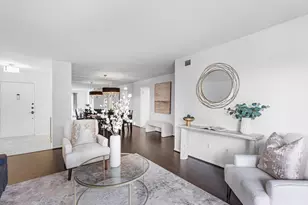 7575 Katy Fwy, Houston, TX 77024 - Photo 2