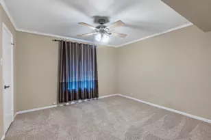 7575 Katy Fwy, Houston, TX 77024 - Photo 18