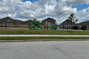 31837 Pecan Cottage Ln, Spring, TX 77386 - Photo 10