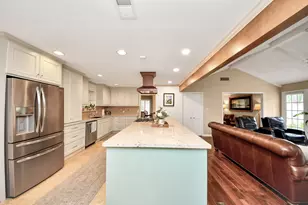 10115 Holly Springs Dr, Houston, TX 77042 - Photo 24