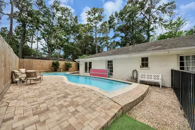 10115 Holly Springs Drive, Houston, TX 77042 - Photo 10