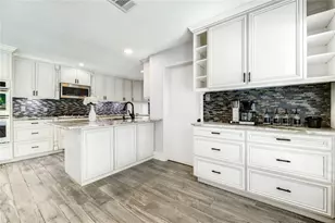 1904 Nursery Rd, The Woodlands, TX 77380 - Photo 12