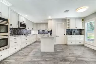 1904 Nursery Rd, The Woodlands, TX 77380 - Photo 14