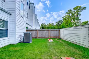 5330 Donovan Gdns Ln, Houston, TX 77091 - Photo 46