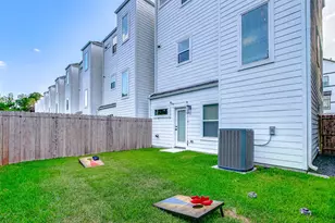 5330 Donovan Gdns Ln, Houston, TX 77091 - Photo 48