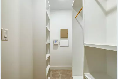 5330 Donovan Gardens Lane, Houston, TX 77091 - Photo 32