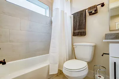 5330 Donovan Gardens Lane, Houston, TX 77091 - Photo 42
