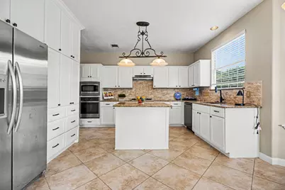 2212 Palm Lagoon Drive, League City, TX 77573 - Photo 12