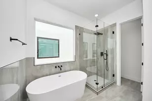 7117 Eastwood St, Houston, TX 77021 - Photo 4