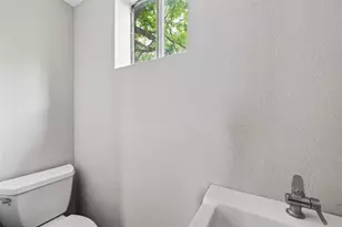 6832 Avenue I, South Houston, TX 77011 - Photo 8
