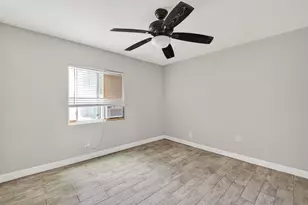 6832 Avenue I, South Houston, TX 77011 - Photo 4