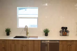 6214 Yarwell Dr, Houston, TX 77096 - Photo 8