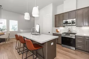 816 Sienna Palm Ln, Houston, TX 77008 - Photo 4