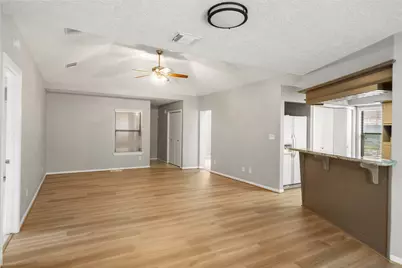 25 Shady Oak Lane, Conroe, TX 77304 - Photo 6