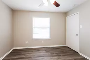 7931 Evergreen Terrace Ln, Houston, TX 77040 - Photo 14