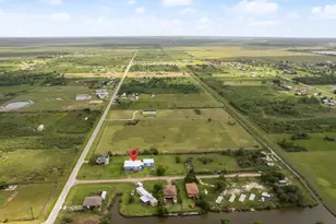 2534 Bastrop, Angleton, TX 77515 - Photo 2