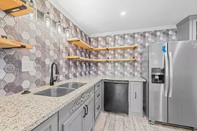 2534 Bastrop, Angleton, TX 77515 - Photo 14