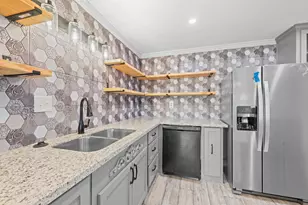 2534 Bastrop, Angleton, TX 77515 - Photo 14