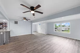 2534 Bastrop, Angleton, TX 77515 - Photo 6