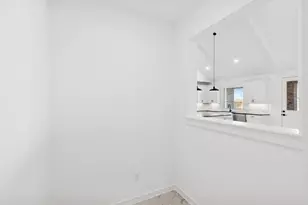 12107 Willow Way Ave, Mont Belvieu, TX 77535 - Photo 10