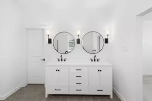 12107 Willow Way Ave, Mont Belvieu, TX 77535 - Photo 14