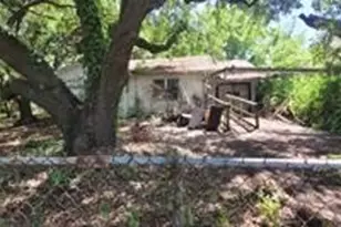 10802 Oswego St, Houston, TX 77029 - Photo 4