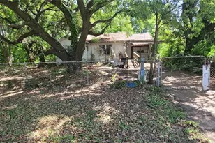 10802 Oswego St, Houston, TX 77029 - Photo 18