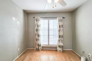 1860 White Oak Dr, Houston, TX 77009 - Photo 14