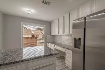 658 Cherry Hills, Huntsville, TX 77340 - Photo 8