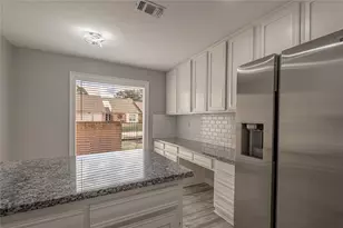 658 Cherry Hills, Huntsville, TX 77340 - Photo 8