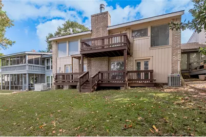 658 Cherry Hills, Huntsville, TX 77340 - Photo 6