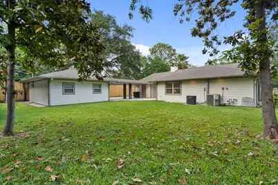 2402 Chimney Rock Road, Houston, TX 77056 - Photo 34