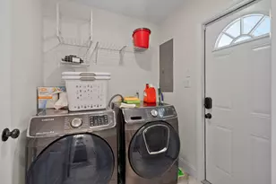2402 Chimney Rock Rd, Houston, TX 77056 - Photo 30