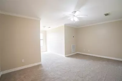205 W Bronco Bend, Angleton, TX 77515 - Photo 18