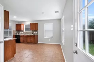 7215 Cool Springs Ct, Magnolia, TX 77354 - Photo 4