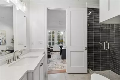 20 Crain Square Boulevard, Houston, TX 77025 - Photo 36