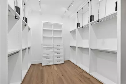 20 Crain Square Boulevard, Houston, TX 77025 - Photo 24