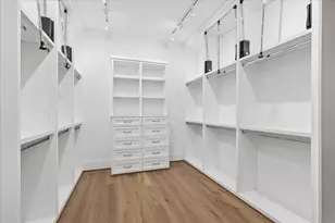 20 Crain Sq Blvd, Houston, TX 77025 - Photo 24