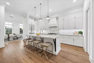 20 Crain Sq Blvd, Houston, TX 77025 - Photo 8
