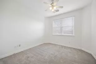 3322 Garden Crest Ln, Houston, TX 77018 - Photo 20