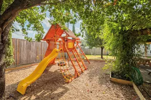 3322 Garden Crest Ln, Houston, TX 77018 - Photo 30